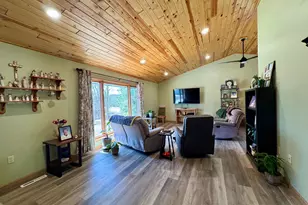 64280 300th St, Warroad, MN 56763 - Photo 8