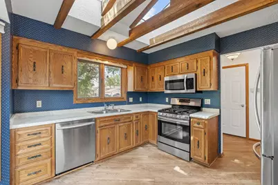 14655 Greenridge Lane, Burnsville, MN 55306 - Photo 10