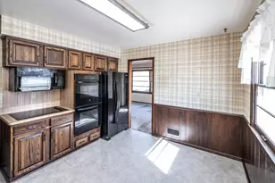 3101 W 88th St, Bloomington, MN 55431 - Photo 14