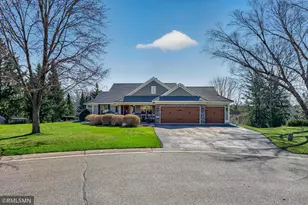 3304 Nathaniel Ct, Vadnais Heights, MN 55127 - Photo 2