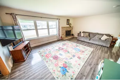 301 5th Ave NW, Dodge Center, MN 55927 - Photo 4
