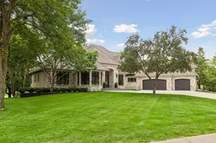 18394 Nicklaus Way, Eden Prairie, MN 55347 - Photo 2