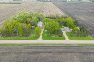 20380 400th St, Le Center, MN 56057 - Photo 1