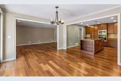 1775 Lexington Avenue S #19, Mendota Heights, MN 55118 - Photo 10