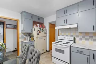 621 S Garden St, Lake City, MN 55041 - Photo 4