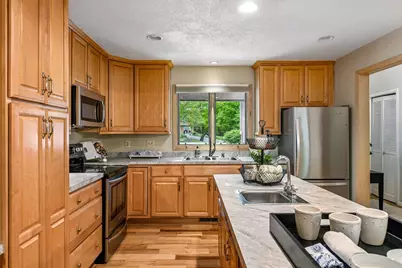 18710 28th Avenue N, Plymouth, MN 55447 - Photo 4
