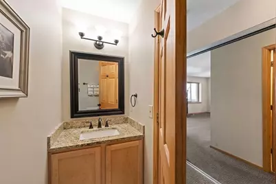 304 Pondridge Circle, Wayzata, MN 55391 - Photo 10
