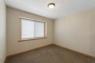 304 Pondridge Cir, Wayzata, MN 55391 - Photo 14