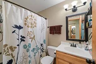 304 Pondridge Cir, Wayzata, MN 55391 - Photo 14