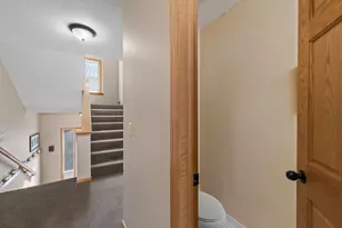 304 Pondridge Cir, Wayzata, MN 55391 - Photo 18