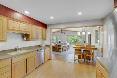 2890 Zanzibar Lane N, Plymouth, MN 55447 - Photo 8