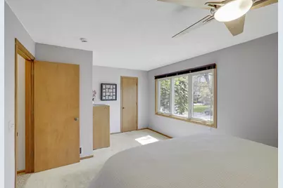 2890 Zanzibar Lane N, Plymouth, MN 55447 - Photo 14
