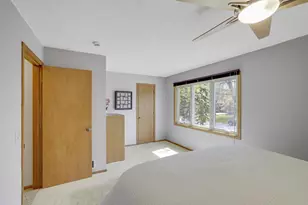 2890 Zanzibar Ln N, Plymouth, MN 55447 - Photo 14