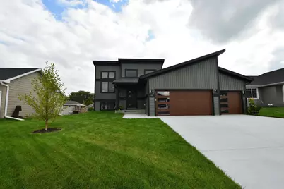 109 Fairway Street, Zumbrota, MN 55992 - Photo 1