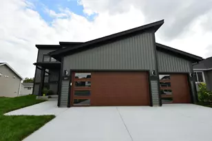 109 Fairway St., Zumbrota, MN 55992 - Photo 2