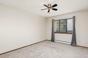 7605 Edinborough Way, Edina, MN 55435 - Photo 16