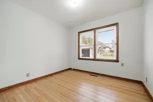 2717 30th Ave NE, Saint Anthony, MN 55418 - Photo 14