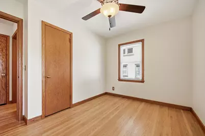2717 30th Avenue NE, Saint Anthony, MN 55418 - Photo 16