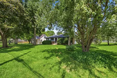 2717 30th Avenue NE, Saint Anthony, MN 55418 - Photo 4