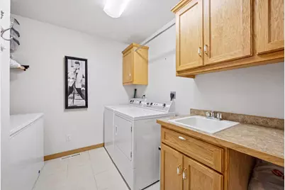 4346 46th Avenue S, Fargo, ND 58104 - Photo 30
