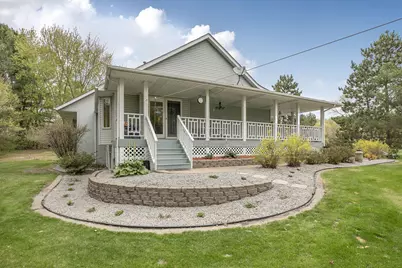 19250 Leyte Street NE, Wyoming, MN 55092 - Photo 2