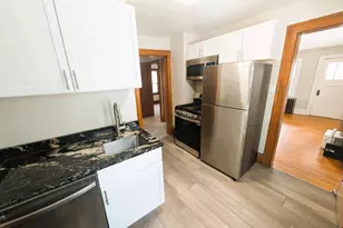 709 Hague Ave, Saint Paul, MN 55104 - Photo 4
