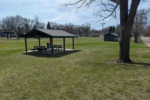 215 N 11th St, Montevideo, MN 56265 - Photo 26