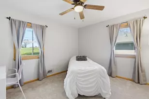 2095 Fairways Ln, Roseville, MN 55113 - Photo 20
