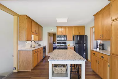 2095 Fairways Lane, Roseville, MN 55113 - Photo 16