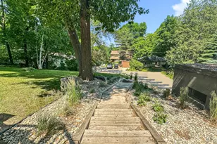 6710 Hopi Rd, Chanhassen, MN 55317 - Photo 36
