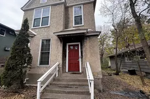 1092 18th Ave SE, Minneapolis, MN 55414 - Photo 2