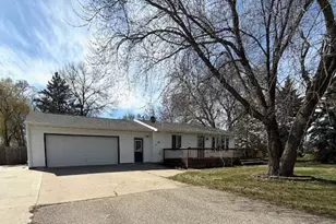 13 N Muyres Ave, Carlos, MN 56319 - Photo 2