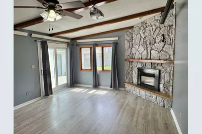 905 W Chestnut Avenue, Olivia, MN 56277 - Photo 8