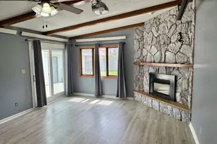 905 W Chestnut Ave, Olivia, MN 56277 - Photo 8