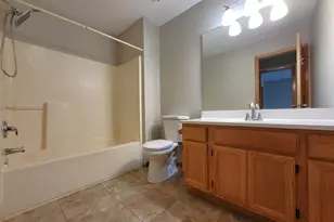 1850 Donegal Dr, Woodbury, MN 55125 - Photo 8