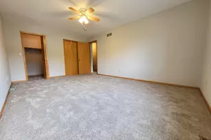 1850 Donegal Dr, Woodbury, MN 55125 - Photo 14