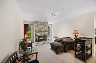 18885 Valley View Rd, Eden Prairie, MN 55346 - Photo 8