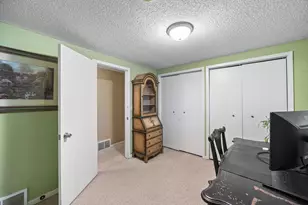 18885 Valley View Rd, Eden Prairie, MN 55346 - Photo 34