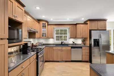 18885 Valley View Road, Eden Prairie, MN 55346 - Photo 12