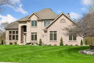 4705 Xene Ln N, Plymouth, MN 55446 - Photo 2