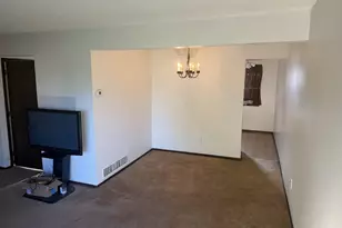 409 Dorland Pl, Maplewood, MN 55119 - Photo 8