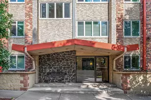 1901 Emerson Ave S, Minneapolis, MN 55403 - Photo 4