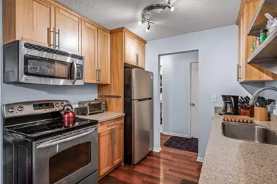 1901 Emerson Avenue S #303, Minneapolis, MN 55403 - Photo 10