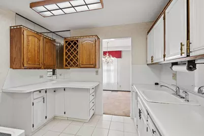 2409 Unity Avenue N, Golden Valley, MN 55422 - Photo 10
