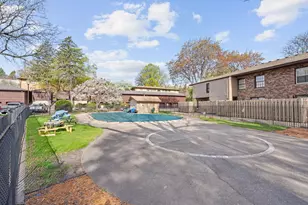 2409 Unity Ave N, Golden Valley, MN 55422 - Photo 24