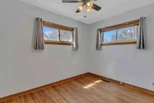 813 Augusta Ave, Willmar, MN 56201 - Photo 10
