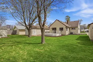 813 Augusta Ave, Willmar, MN 56201 - Photo 16