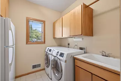 523 Wildwood Avenue, Saint Paul, MN 55110 - Photo 30