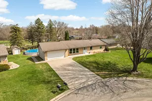 110 Mayo Dr, Burnsville, MN 55337 - Photo 34