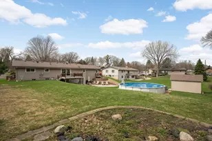 110 Mayo Dr, Burnsville, MN 55337 - Photo 28